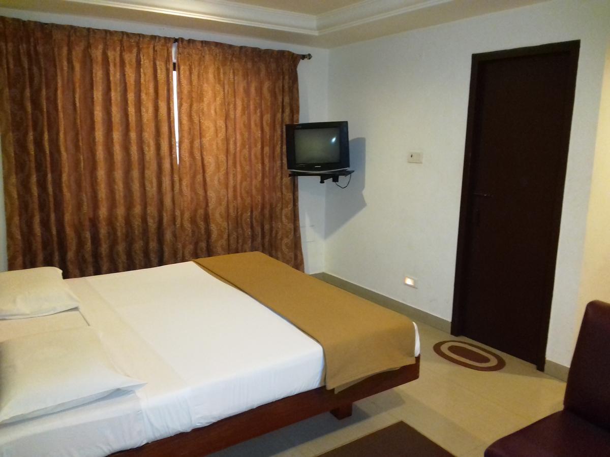Sri Srinivasar Residency Vellore Exterior foto