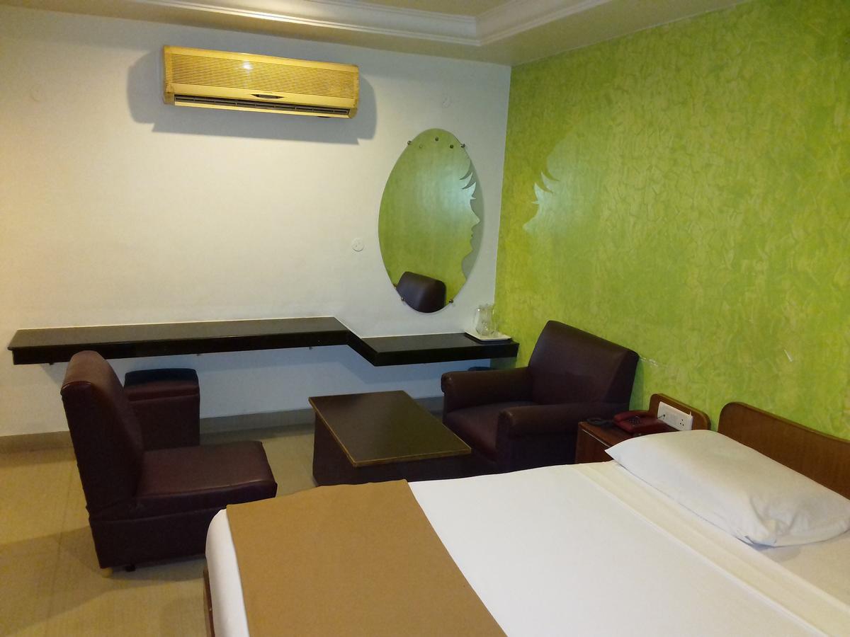 Sri Srinivasar Residency Vellore Exterior foto