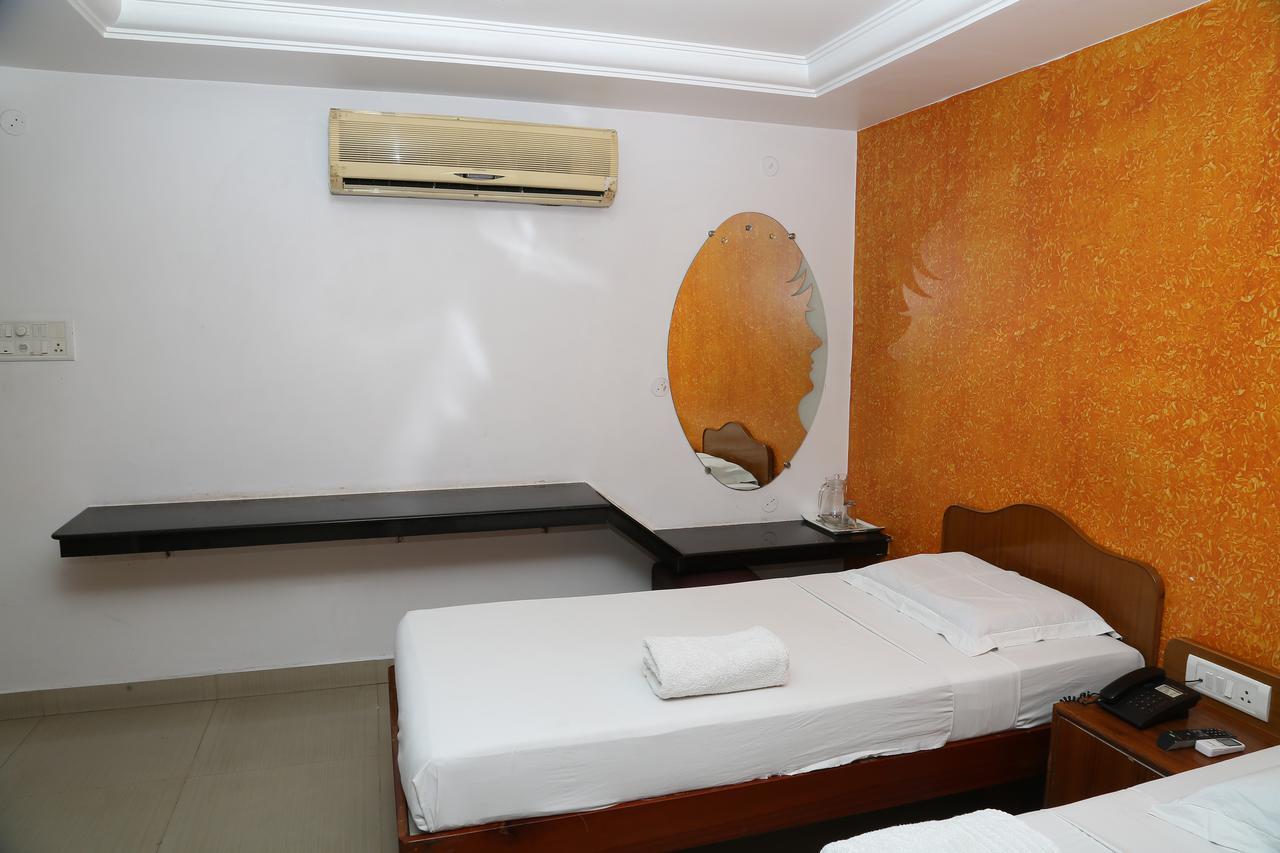 Sri Srinivasar Residency Vellore Exterior foto