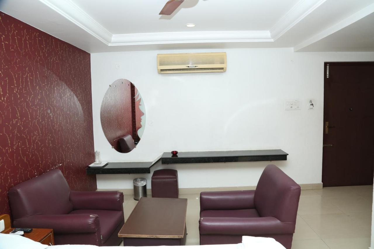 Sri Srinivasar Residency Vellore Exterior foto